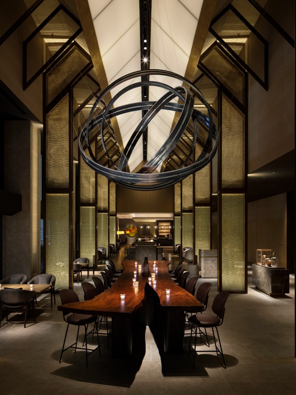 THE LOBBY LOUNGE