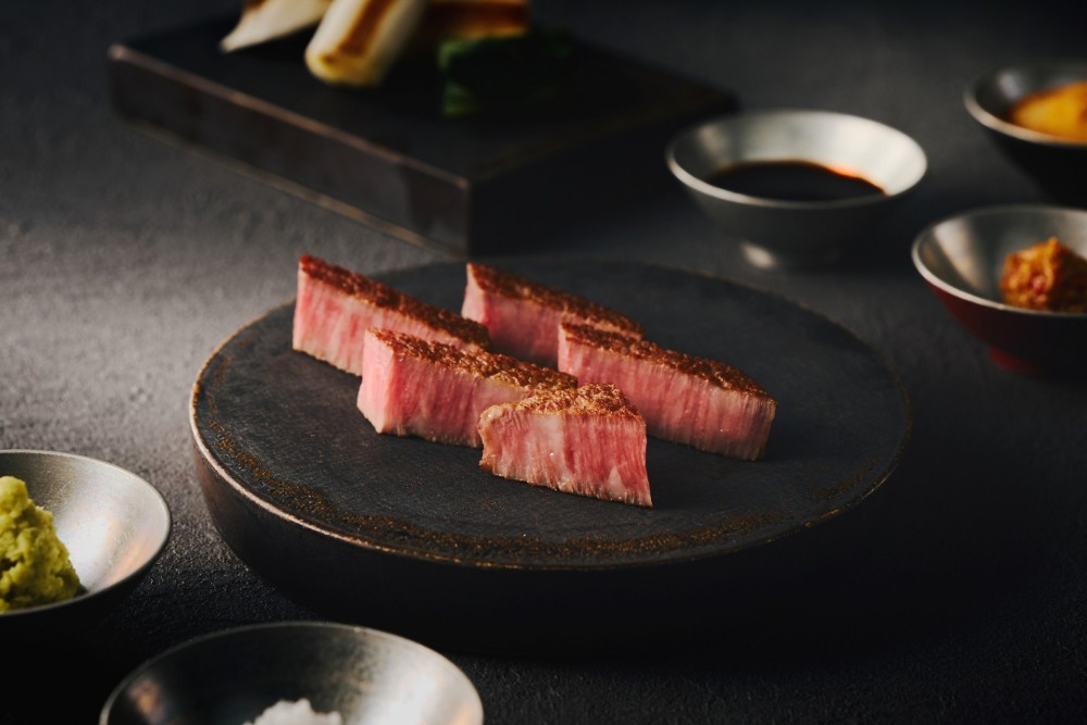 【鉄板焼　瑞】