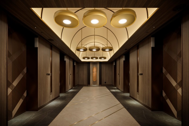 1階エレベーターホール