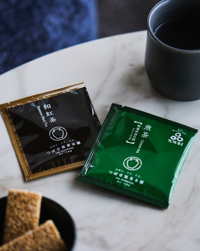 画像：Rikyu-no-uta sencha and Japanese black tea